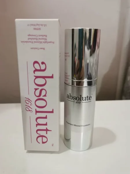 Kem nền khoáng siêu nhẹ của Absolute